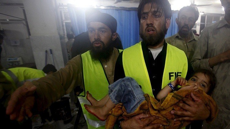 عشرات القتلى جراء الأمطار والسيول في باكستان