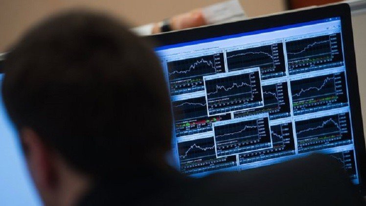المؤشرات الروسية تتباين خلال تعاملات الاثنين 