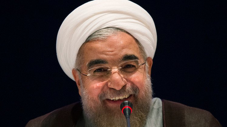 روحاني: على المستفيدين من العقوبات على إيران "تغيير عملهم" 
