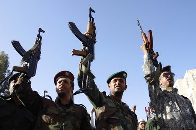 اجتماع شعبي لدعم الحوثيين ضد قرار مجلس الأمن الدولي بشأن الأزمة اليمنية، وضد الغارات الجوية للتحالف 