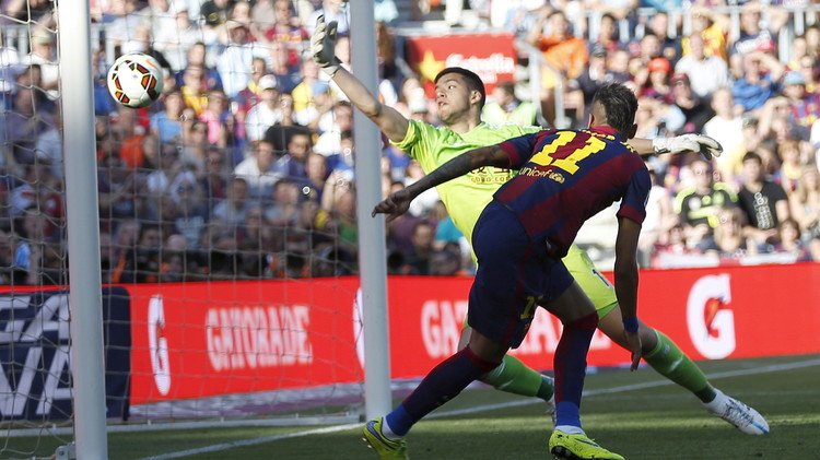 برشلونة يكرم ضيفه ريال سوسييداد بثنائية