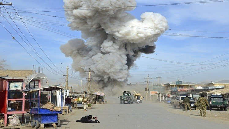 مقتل 6 بينهم زعيم قبلي في انفجار شمال غرب باكستان