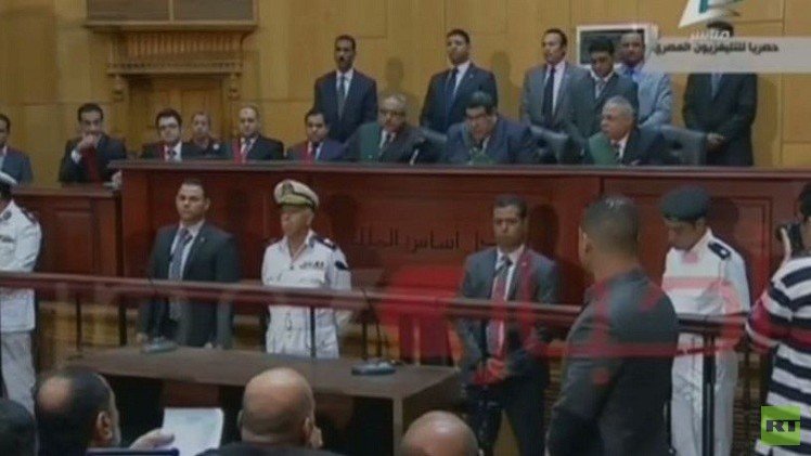 جنايات القاهرة تحيل أوراق مرسي للمفتي