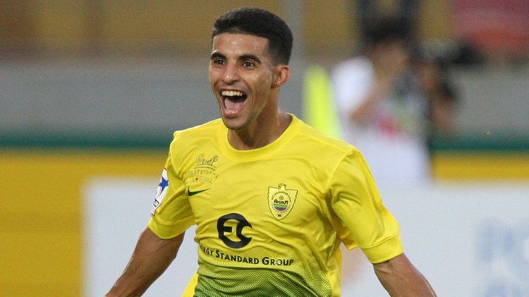 (فيديو) المغربي بوصوفة يهدي لوكوموتيف لقب كأس روسيا من رأسية جميلة