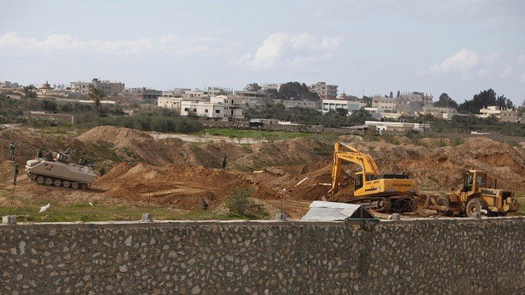 الجيش المصري يدمر 521 نفقا على الحدود مع غزة