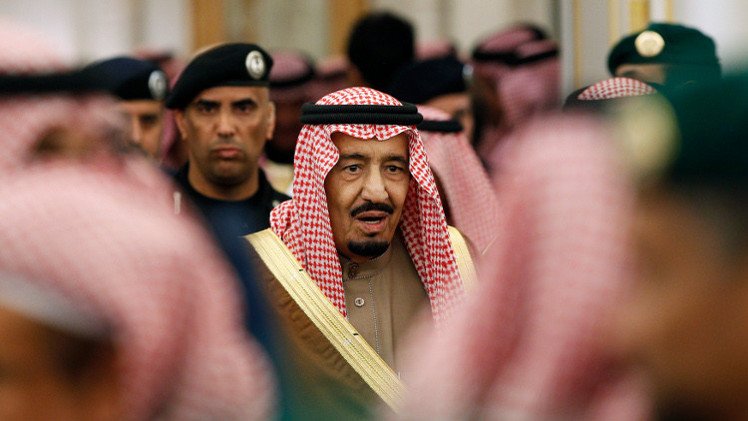 الملك سلمان: لن نتوقف عن محاربة الفكر الضال ومواجهة الإرهابيين