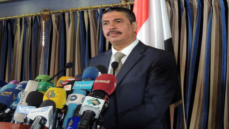 بحاح: ذاهبون إلى جنيف لاستعادة السلطة لا للتفاوض