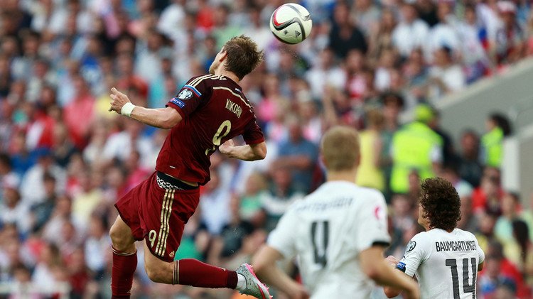 (فيديو) ضربة أكروباتية تهدي الفوز للنمسا على روسيا بتصفيات يورو 2016