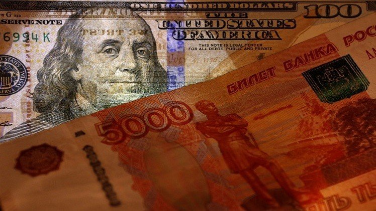 الروبل يرتفع مدعوما بعوامل العرض والطلب
