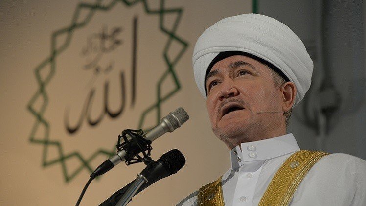 رئيس مجلس المفتين في روسيا يهنئ المسلمين بحلول شهر رمضان المبارك