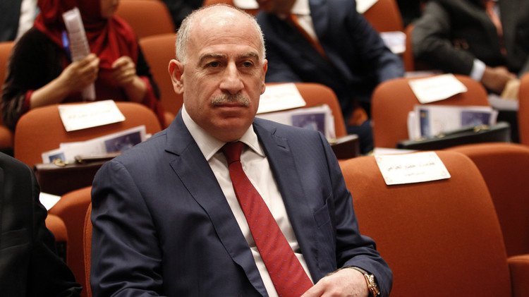 النجيفي ووزيران عراقيان ينسحبون من جلسة منتدى بطرسبورغ  بسبب حضور بيريز