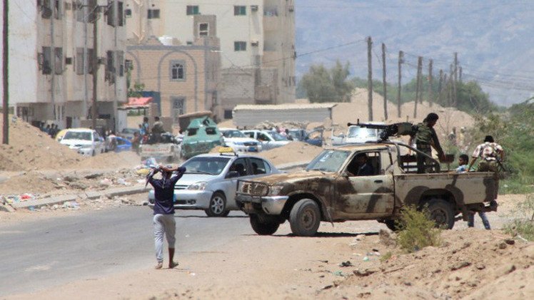 اليمن.. مقتل قيادي حوثي في مأرب وسقوط 39 في مواجهات بجنوب البلاد