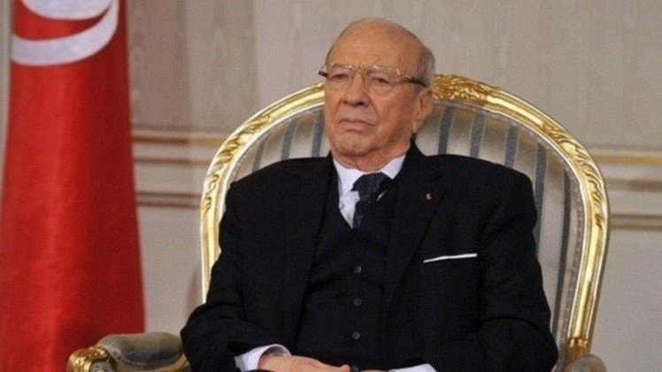 السبسي: الهجوم في شاطئ سوسة جاء مفاجئا لقوات الأمن