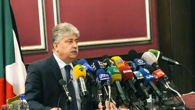 منظمة التحرير تجري تعديلا وزاريا وتعفي ياسر عبد ربه من منصبه
