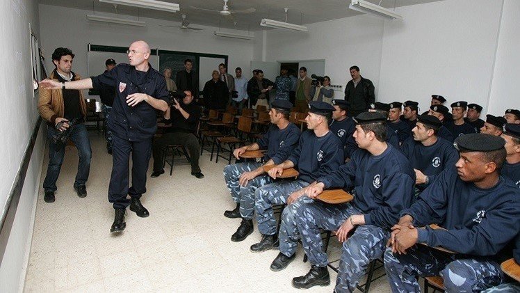 الاتحاد الأوروبي يمدد عمل بعثة مساندة الشرطة الفلسطينية