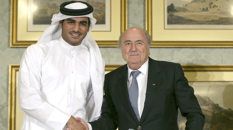 بلاتر يفتح الصندوق الأسود لملف مونديال قطر 2022 