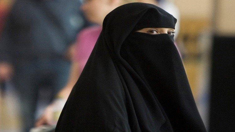 الإمارات.. إعدام إماراتية قتلت مدرسة أمريكية