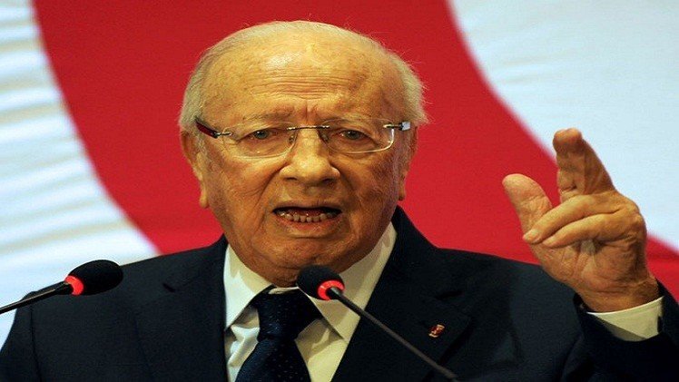 السبسي يقدم مشروع المصالحة الوطنية قبل عرضه على البرلمان