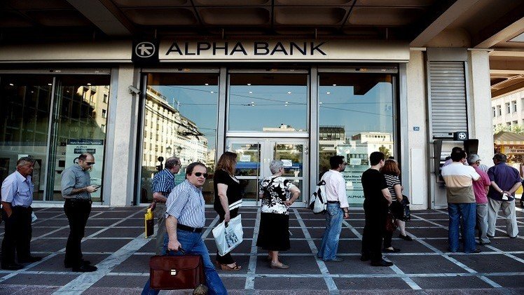 إغلاق المصارف اليونانية أدى لخسائر بلغت 3 مليار €