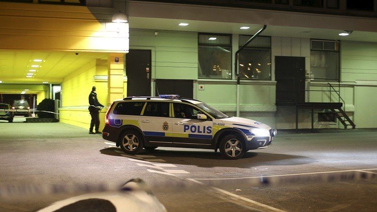 السويد.. احتجاز شخصين لارتكابهما "جرائم إرهاب" في سوريا