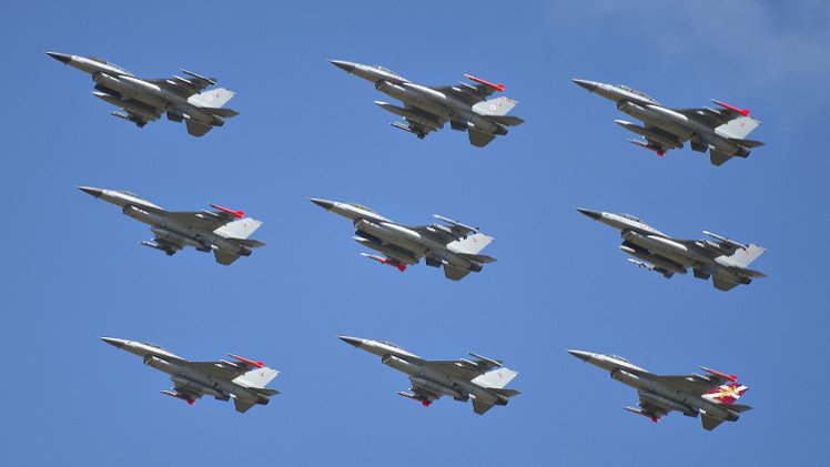 طاقم صيانة طائرات"F – 16" الدنماركي في العراق يطالب بعدم التمديد له