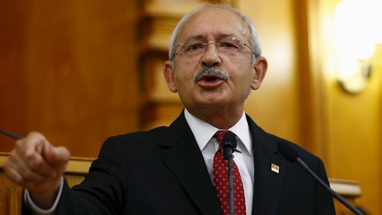 زعيم للمعارضة يتهم أردوغان بعرقلة مساعي تشكيل حكومة ائتلافية