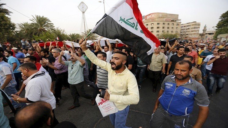 العراقيون يتظاهرون من جديد ضد الفساد وسوء الخدمات