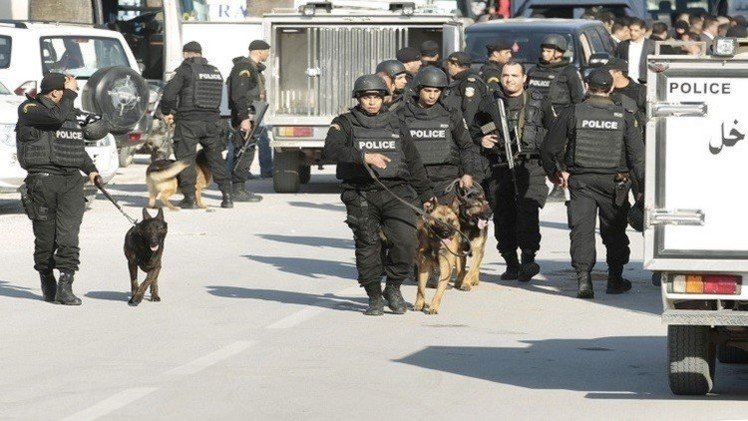 تونس.. اعتقال 12 شخصا حاولوا التسلل إلى ليبيا قصد الانضمام لجماعات إرهابية