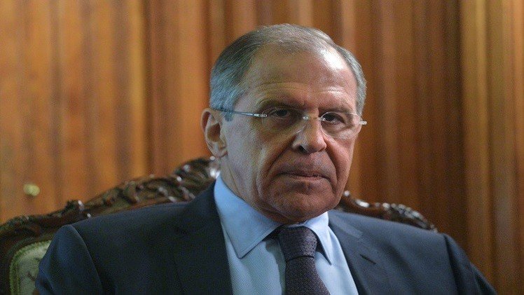 لافروف يحذر من ازدواجية المعايير في محاربة الإرهاب ونهج إزاحة الزعماء
