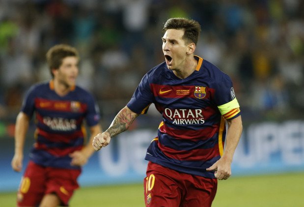 (فيديو) برشلونة يتوج بالسوبر الأوروبي بعد مباراة ماراثونية ضد إشبيلية