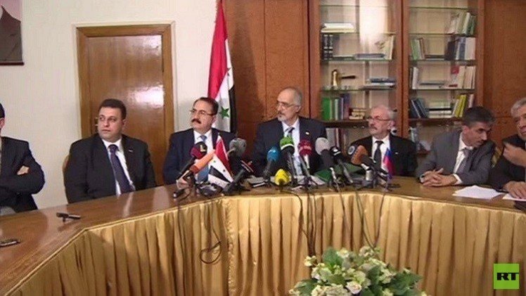 لافروف وكيري يبحثان إمكانية إجراء حوار بين دمشق والمعارضة تحت رعاية أممية