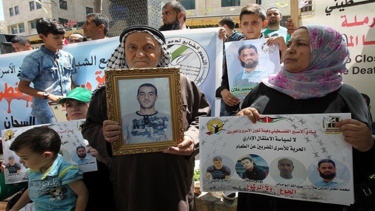 فصيل فلسطيني يهدد بإنهاء التزامه بالتهدئة في حال وفاة الأسير المضرب عن الطعام