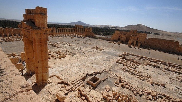 سوريا.. "داعش" يقطع رأس عالم آثار في تدمر