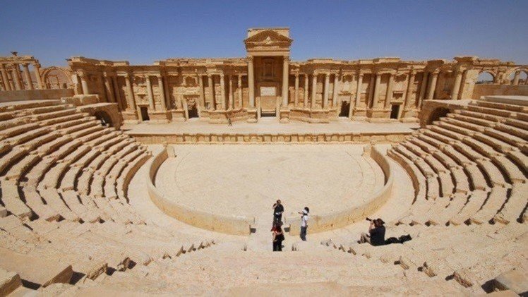 "داعش" يقطع رأس مدير سابق للآثار في تدمر