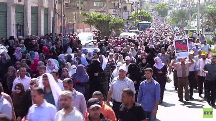 احتجاجات على تقليص خدمات الأونروا في غزة