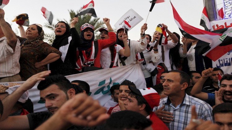 البيشمركة تستعيد 7 قرى من "داعش".. وبغداد تشهد مظاهرات عارمة