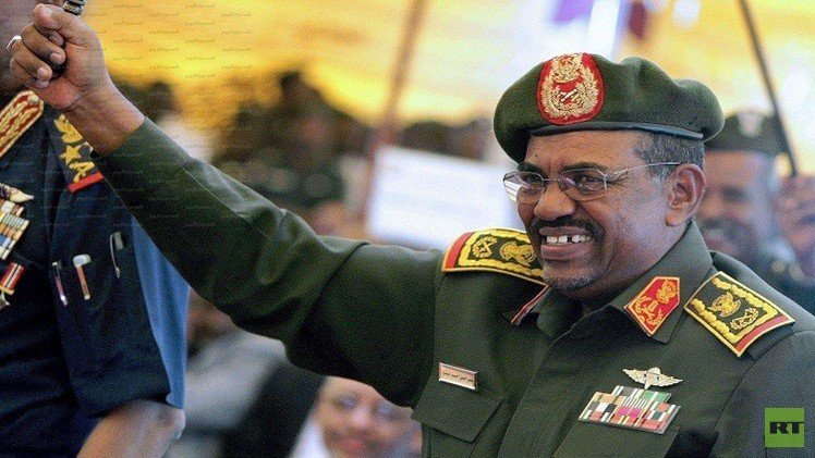 البشير يتوجه إلى الصين في تحد لمذكرة الاعتقال الدولية 