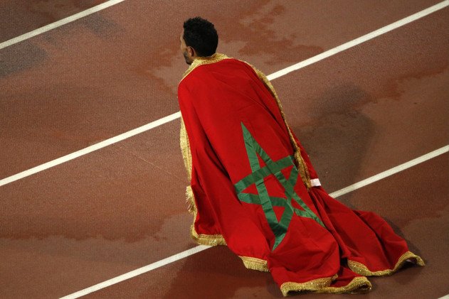المغربي إيكيدير يهدي بلاده أول ميدالية في ألعاب القوى منذ 2007