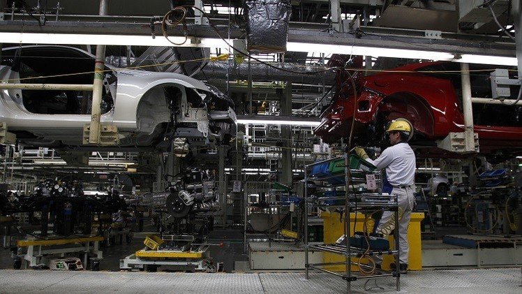 انخفاض الصناعة في اليابان في شهر يوليو بشكل غير متوقع 