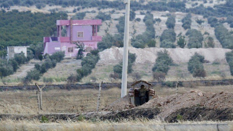  تنظيم "داعش" يختطف جنديا تركيا على الحدود السورية