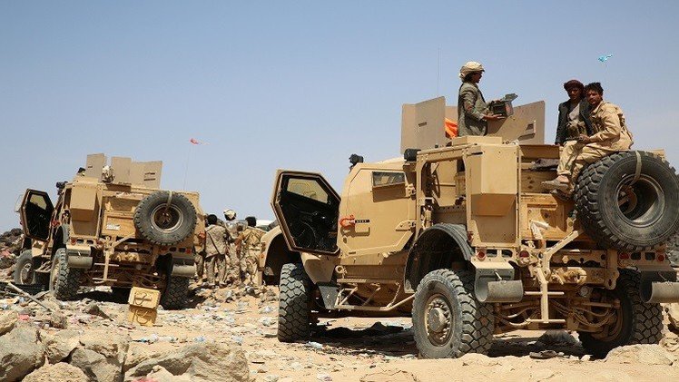 التحالف يحاول التقدم نحو صنعاء على محورين ومواجهات في تعز
