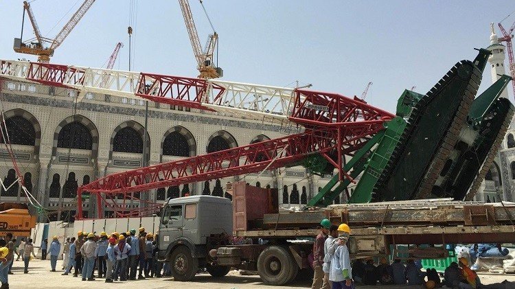السعودية.. الديوان الملكي يصدر أمرا بإيقاف تصنيف مجموعة بن لادن للمقاولات