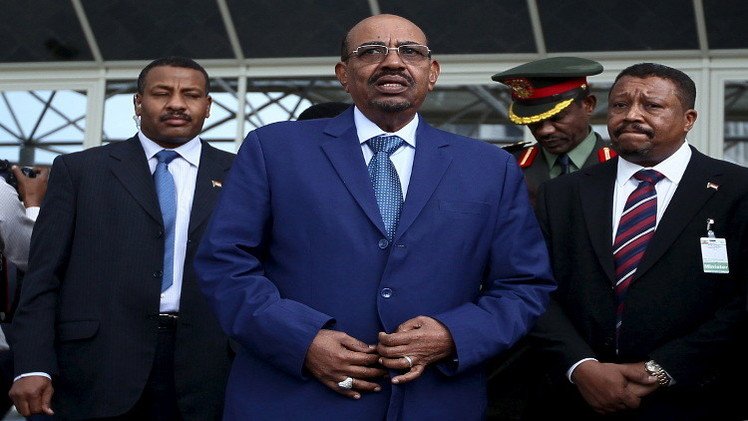 محكمة جنوب أفريقية ترفض طعنا للحكومة بشأن عمر البشير