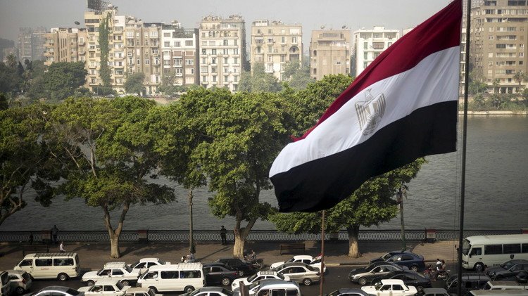 مصر.. محاولات متعثرة لتوافق سياسي بشأن مجلس النواب وجدل حول تعديل الدستور 
