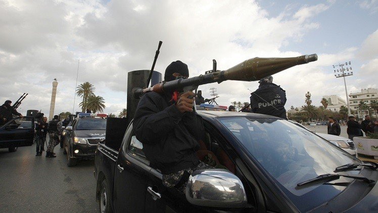 إيطاليا تنفي ضلوع استخباراتها في اغتيال قائد ميداني ليبي يشتبه بأنه أكبر الناشطين في تهريب البشر