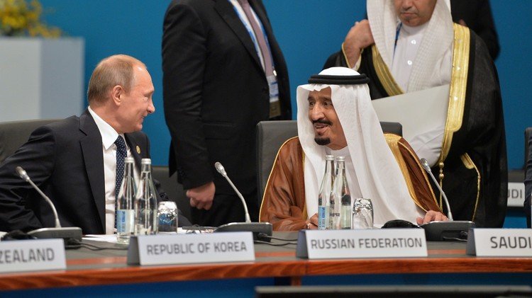 الكرملين: بوتين يناقش هاتفيا مع العاهل السعودي تسوية الأزمة السورية