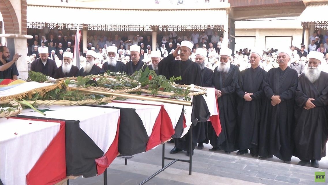 تشييع ضحايا الانفجارات في السويداء