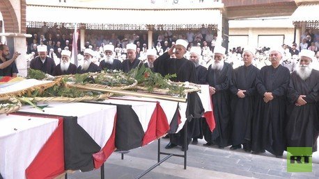 تشييع ضحايا الانفجارات في السويداء
