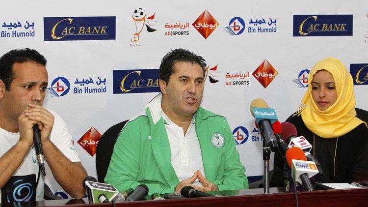 الأهلي المصري يتعاقد مع المدرب البرتغالي بيسيرو
