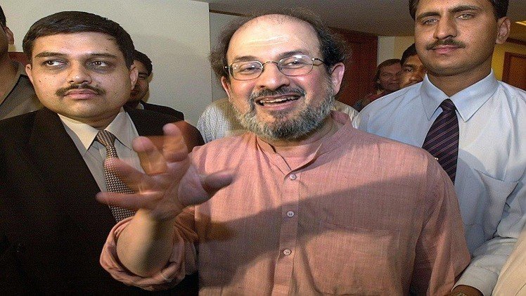 السعودية تحتج لدى التشيك على ترجمة "آيات شيطانية"